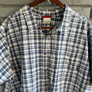 Columbia Button Front Shirt Men's SZ 4 XL.